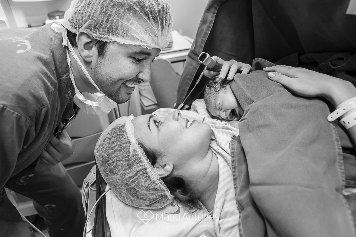 amor de pai e mãe ao ver o filho