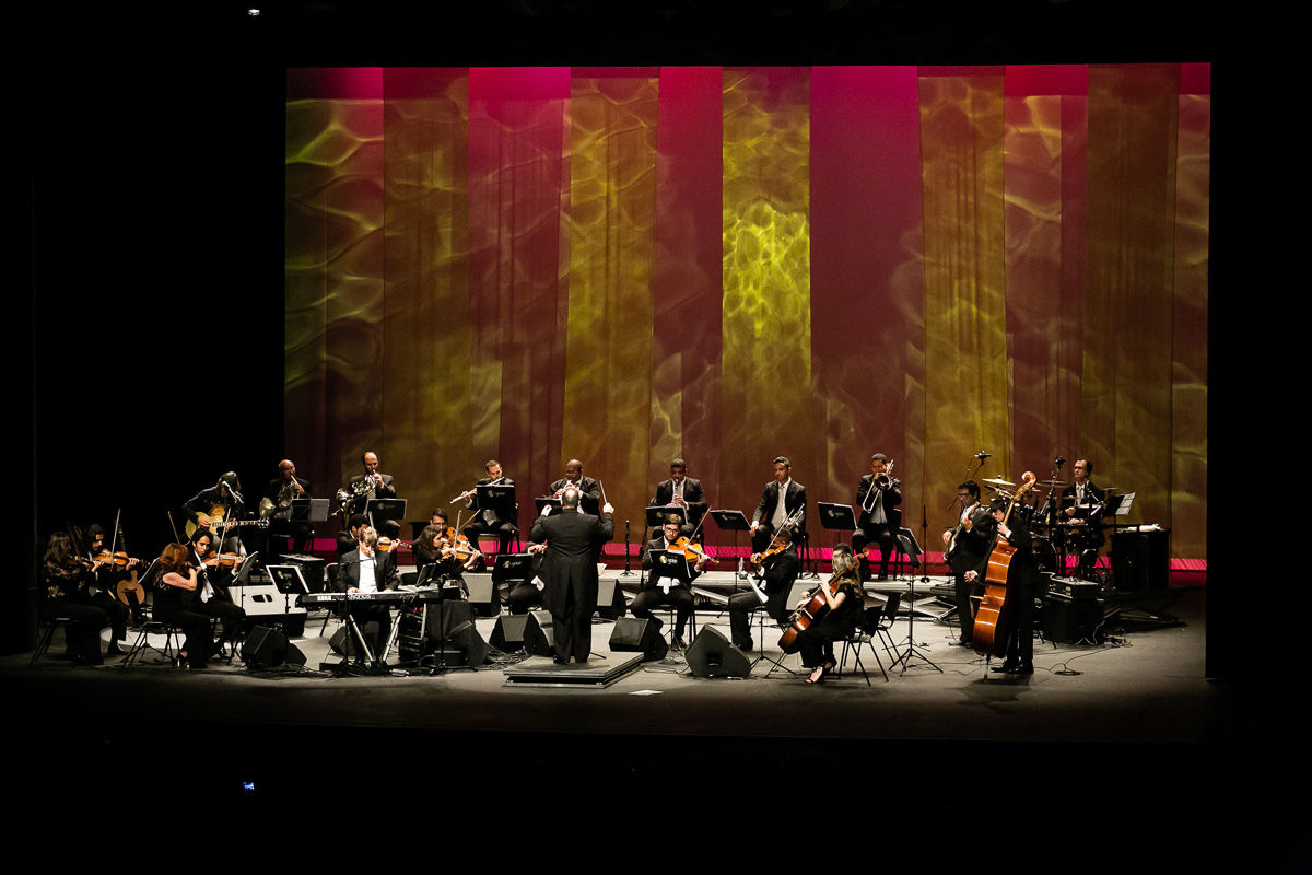 orquestra Opus tocando