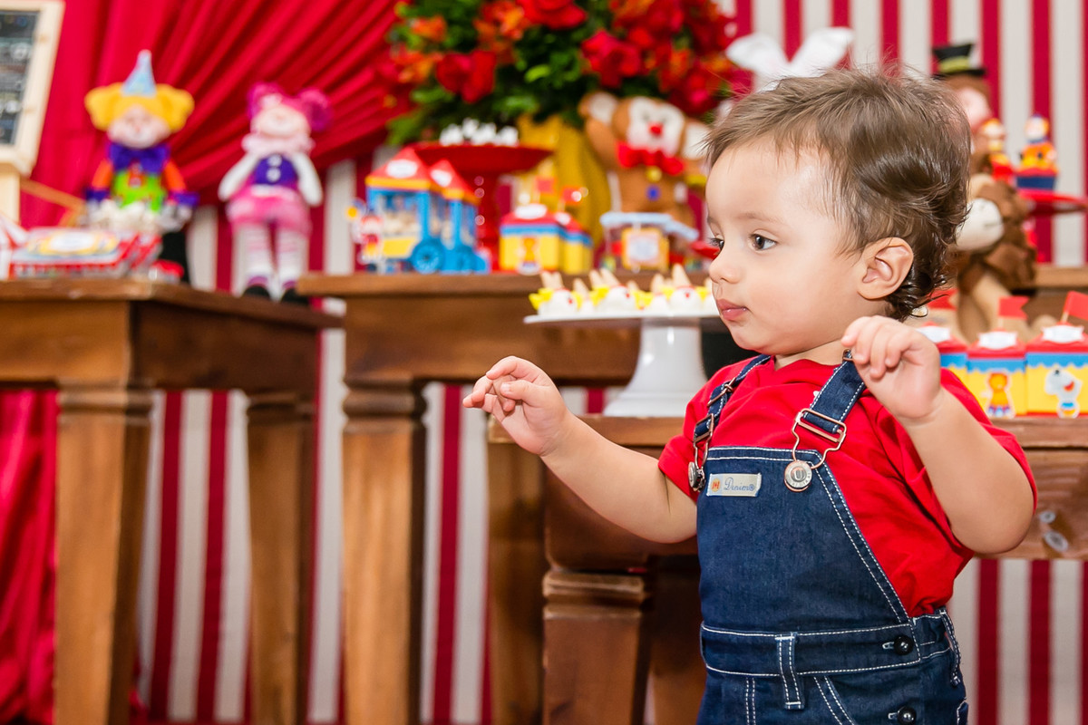 criança na sua festa