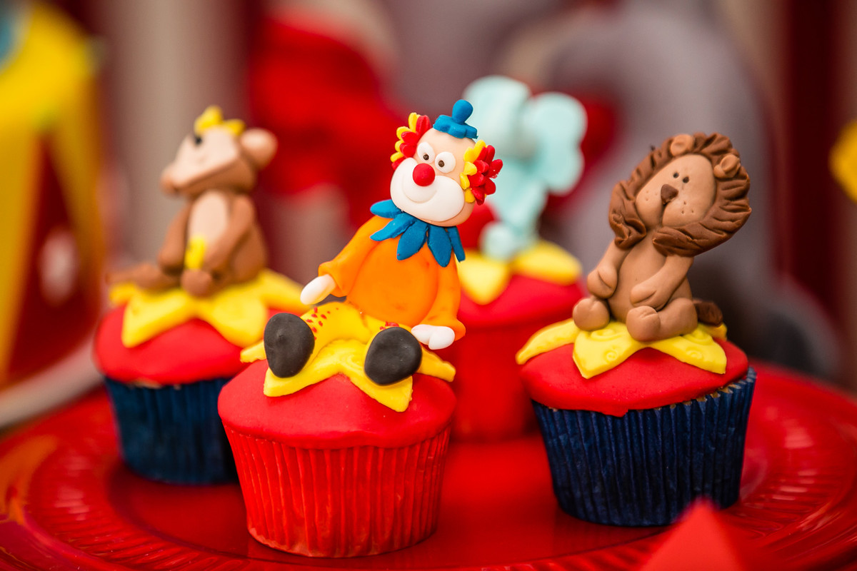 bonecos na festa de decoração