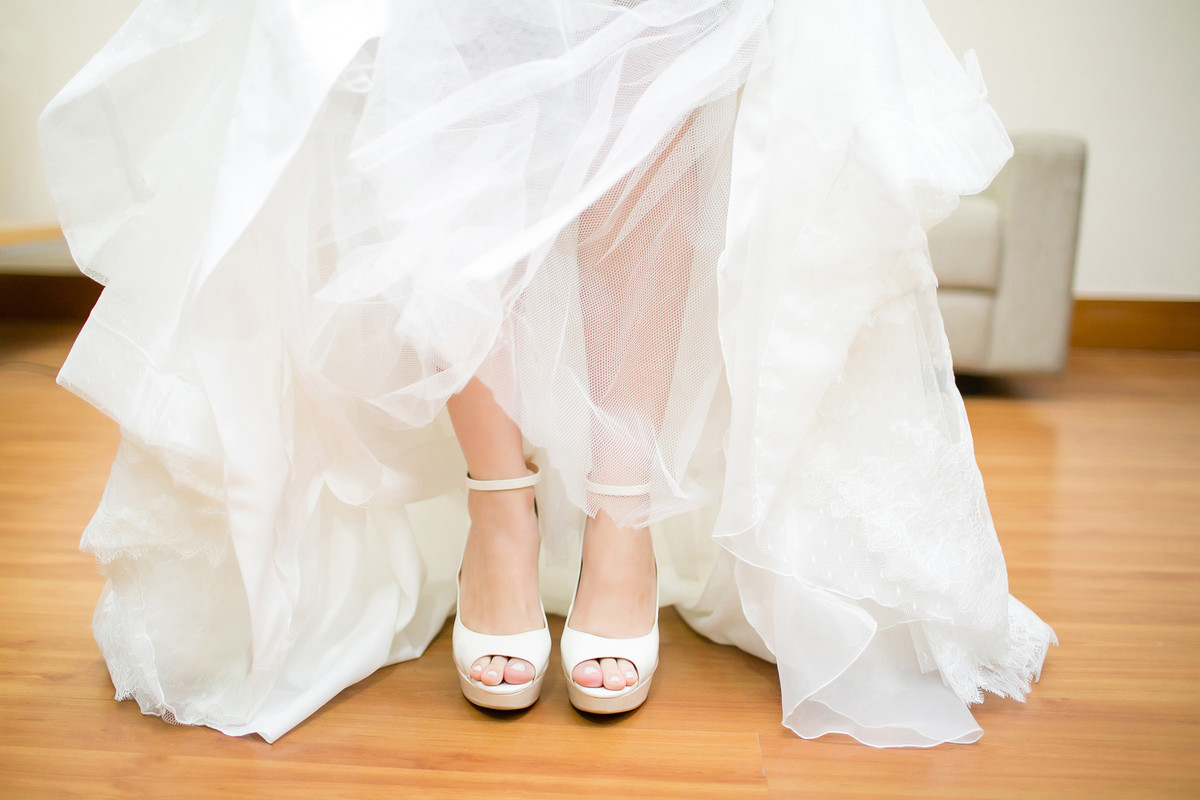 pés da noiva