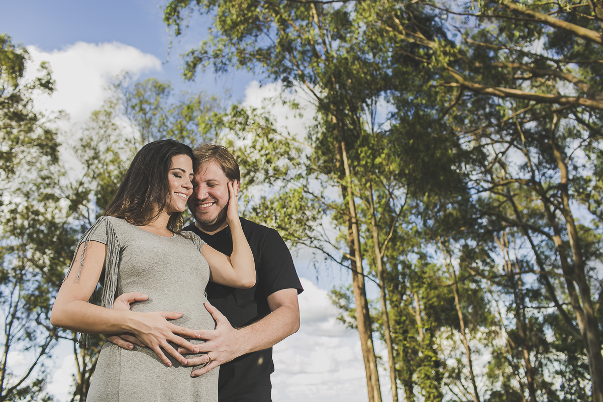 casal de olhos fechados