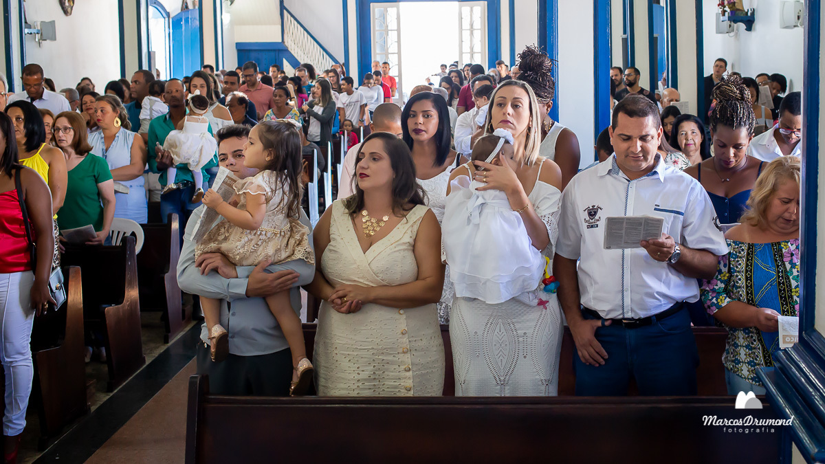 Batizando a Lívia Manuela