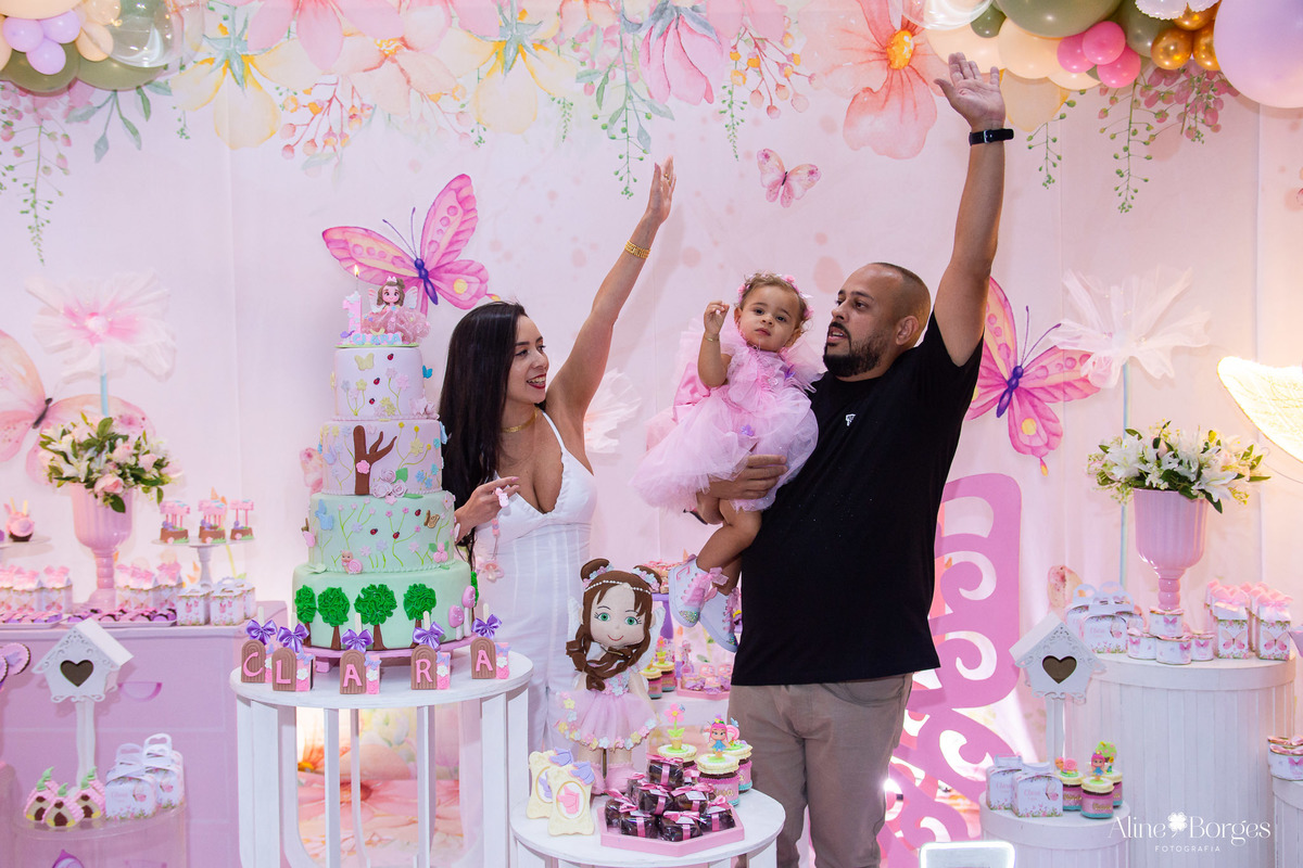 tema Jardim de Borboletas Clara 1 ano hora do parabens Taquara RJ