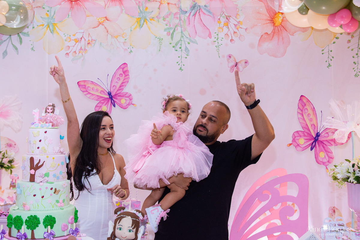 tema Jardim de Borboletas Clara 1 ano hora do parabens Taquara RJ