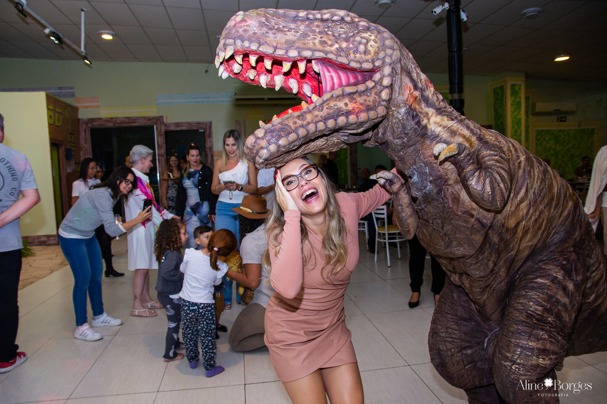 Cada conexão feita vale mais que mil poses. Um dia inesquecível no Jurassic Park do João Felipe.