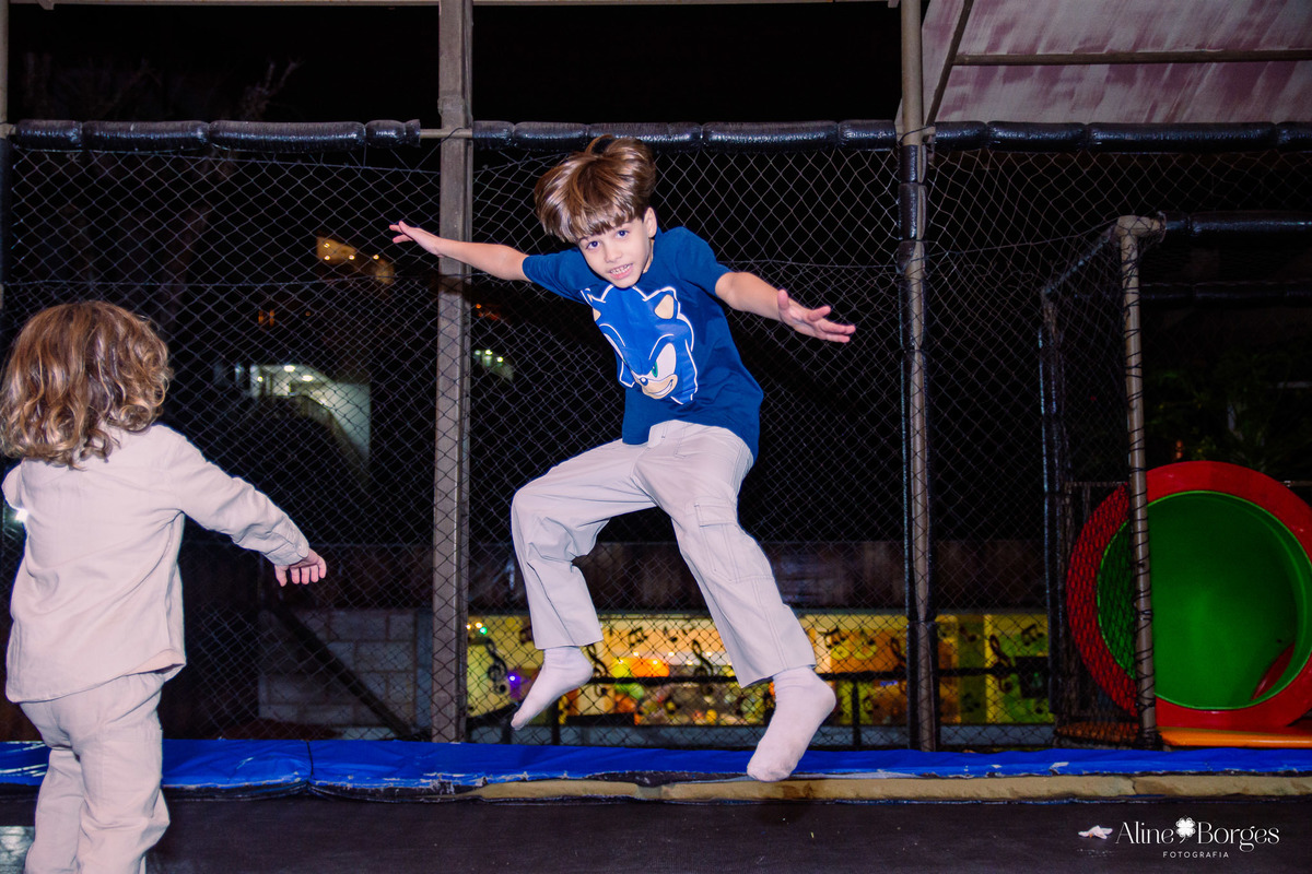 Cada conexão feita vale mais que mil poses. Um dia inesquecível no Jurassic Park do João Felipe.