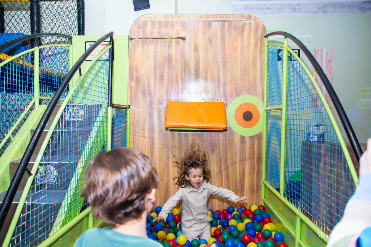 Cada conexão feita vale mais que mil poses. Um dia inesquecível no Jurassic Park do João Felipe.