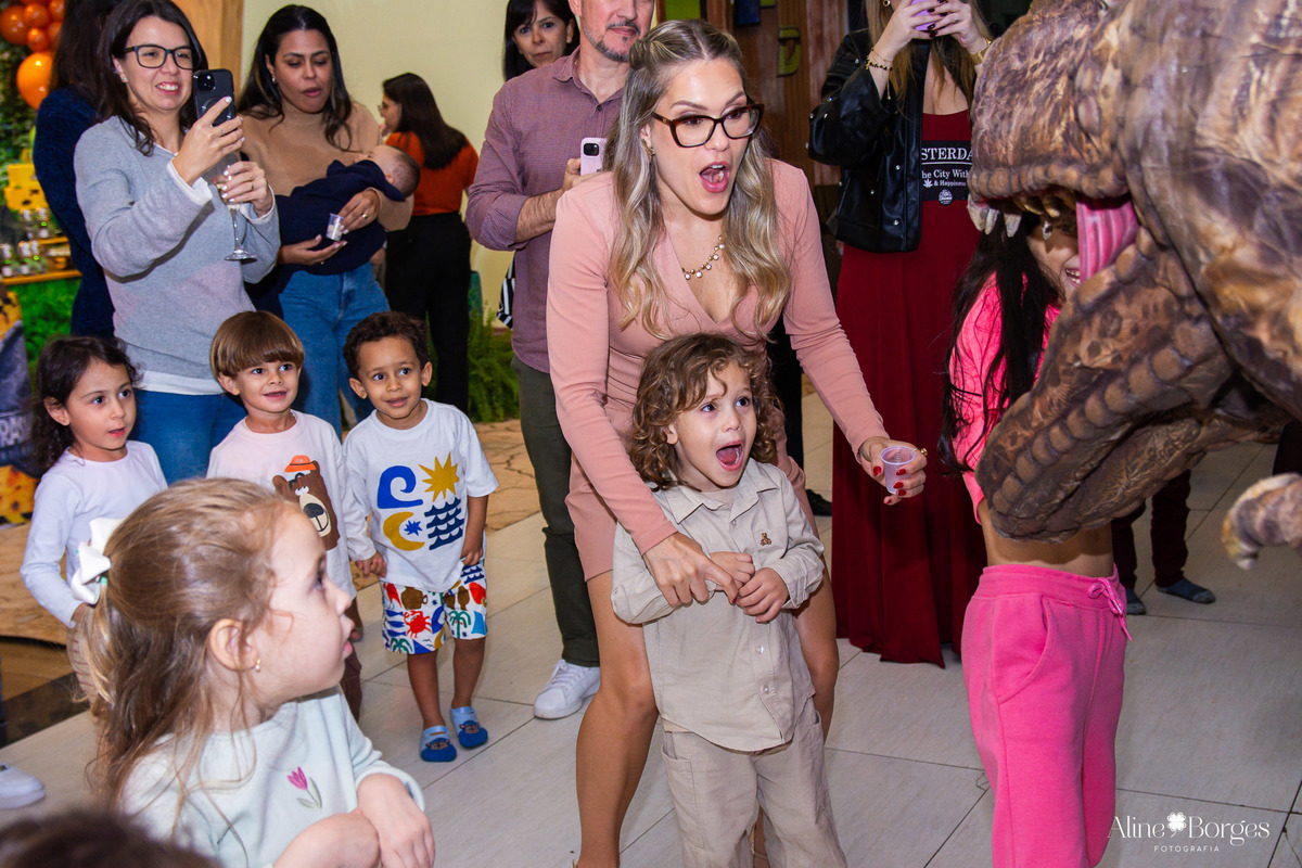 Cada conexão feita vale mais que mil poses. Um dia inesquecível no Jurassic Park do João Felipe.