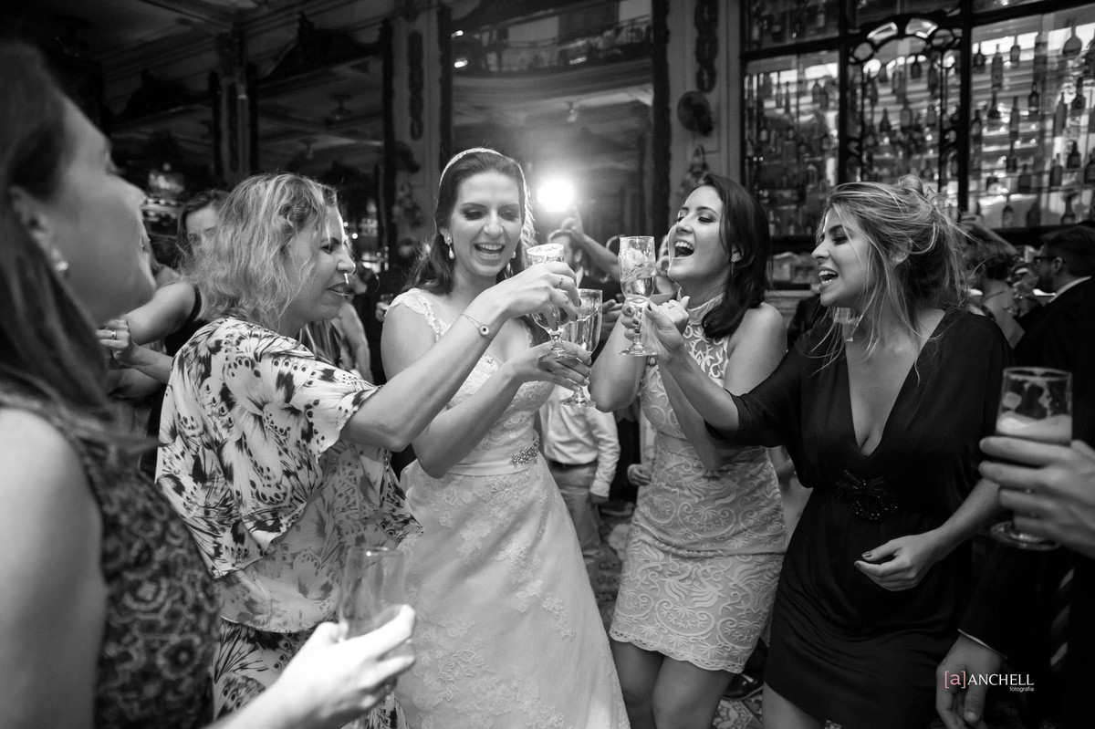 Copacabana, palace, casamento, RJ, confeitaria, Colombo, igreja, nossa, senhora, do, Carmo, Livia, e, Candido, Anchell, fotografia, Roberto, Cohen, inesquecível, casamento