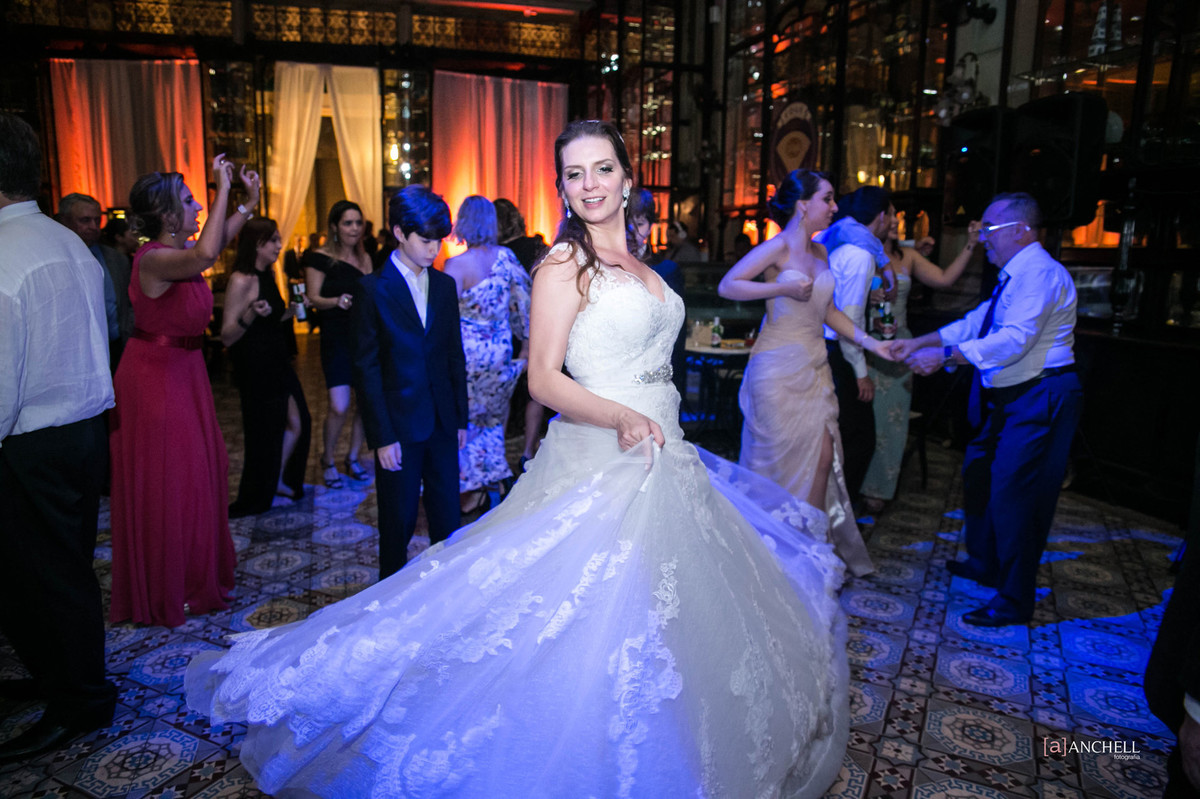 Copacabana, palace, casamento, RJ, confeitaria, Colombo, igreja, nossa, senhora, do, Carmo, Livia, e, Candido, Anchell, fotografia, Roberto, Cohen, inesquecível, casamento