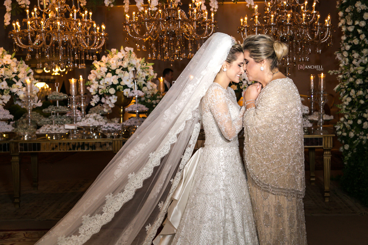 casamento, clássico, inesquecível casamento, Luiza e Wander, Making of , cerimônia, recepção, cerimonial Cohen, noivo, noiva, Sandro, barros, igreja, Ricardo, almeida, Anchell, fotografia, véu de noiva,