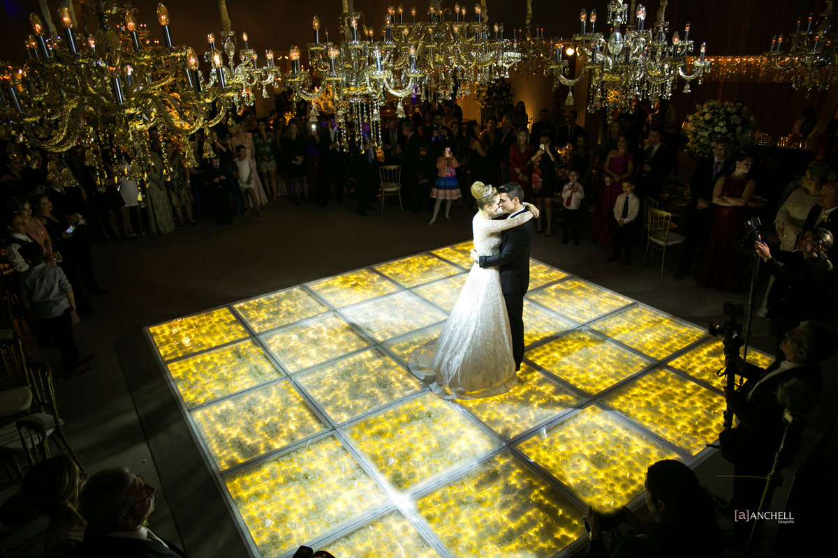 casamento, clássico, inesquecível casamento, Luiza e Wander, Making of , cerimônia, recepção, cerimonial Cohen, noivo, noiva, Sandro, barros, igreja, Ricardo, almeida, Anchell, fotografia, véu de noiva,