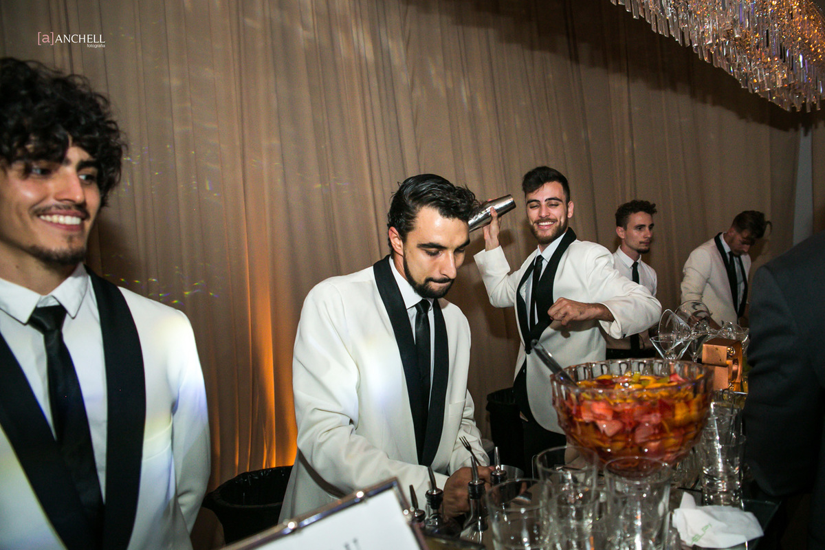 casamento, clássico, inesquecível casamento, Luiza e Wander, Making of , cerimônia, recepção, cerimonial Cohen, noivo, noiva, Sandro, barros, igreja, Ricardo, almeida, Anchell, fotografia, véu de noiva,