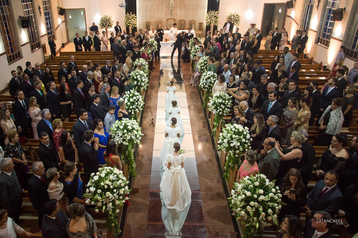 casamento, clássico, inesquecível casamento, Luiza e Wander, Making of , cerimônia, recepção, cerimonial Cohen, noivo, noiva, Sandro, barros, igreja, Ricardo, almeida, Anchell, fotografia, véu de noiva,