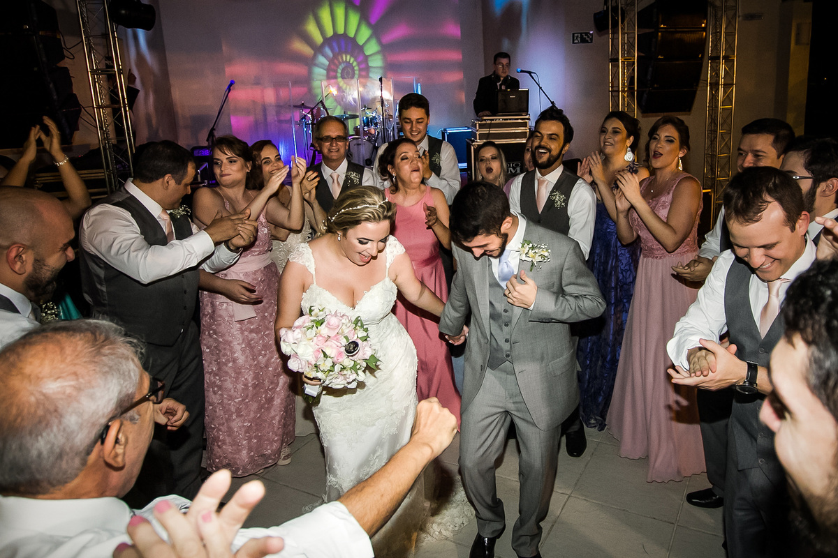 Anchell, fotografia, casamento, no campo, the wedding, por do sol, making of, noivo, noiva, casamento de dia, cerimônia, recepção, Shantala e fábio 