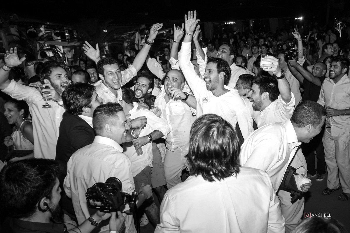 Wedding, casamento, beta e bruno, club med, Euler de castro, making of, cerimônia, recepção, casamento na praia, casar descalça, por do sol, cachorro levando as alianças, Angra dos reais 