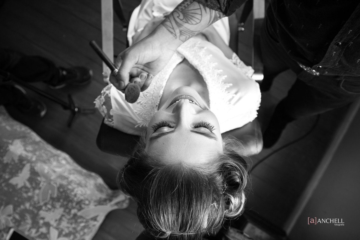 anchell, fotografia, inesquecível, casamento, wedding, no campo, Lais e Filipe, muriaé, de dia, de tarde, por do sol, vestido, noiva, noivo, making of, cerimônia,