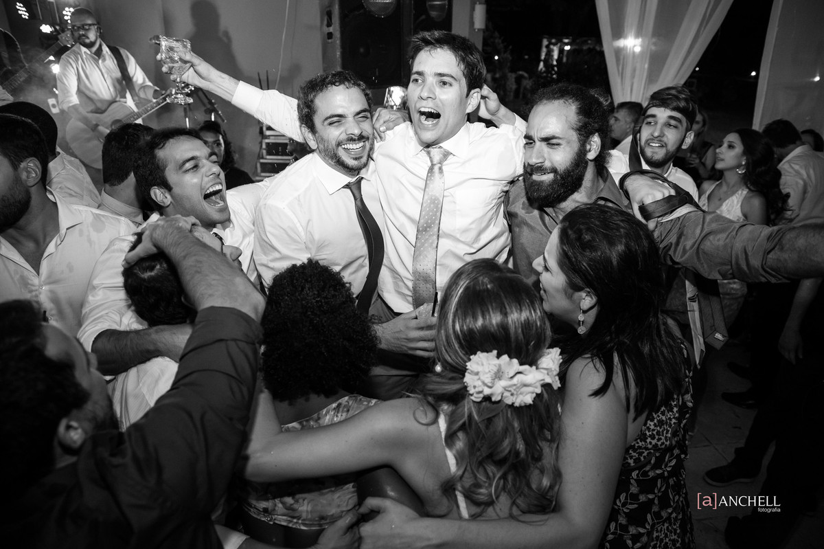 anchell, fotografia, inesquecível, casamento, wedding, no campo, Lais e Filipe, muriaé, de dia, de tarde, por do sol, vestido, noiva, noivo, making of, cerimônia,