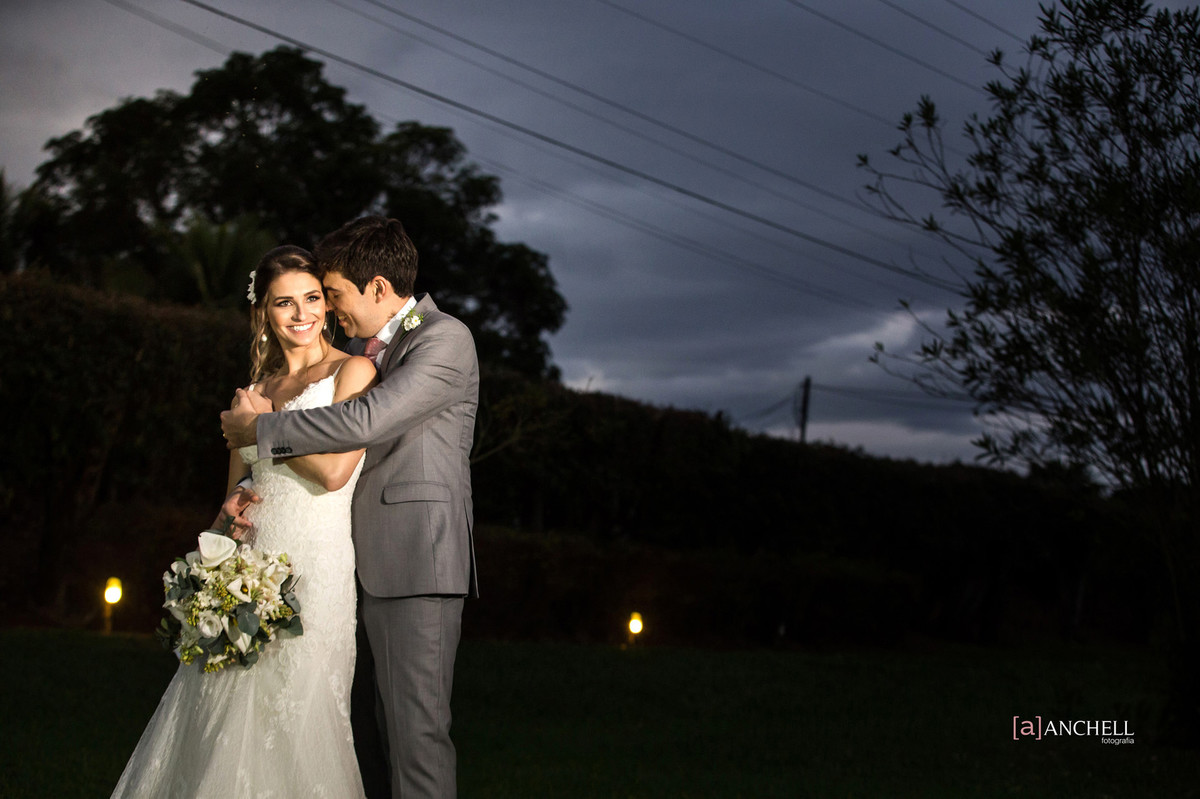 anchell, fotografia, inesquecível, casamento, wedding, no campo, Lais e Filipe, muriaé, de dia, de tarde, por do sol, vestido, noiva, noivo, making of, cerimônia,