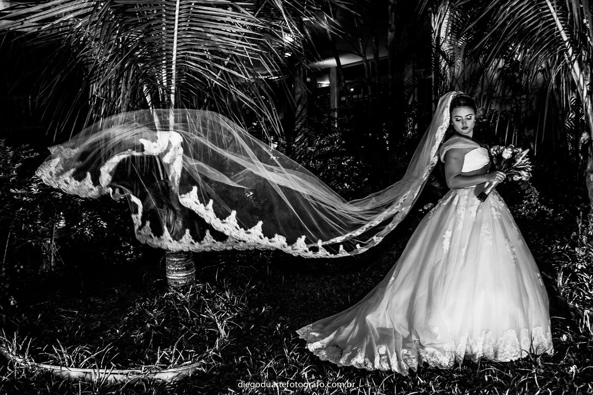 foto da noiva,  casamento na igreja católica, fotógrafo de casamento RJ, Tijuca, fotógrafo criativo, Rio de janeiro