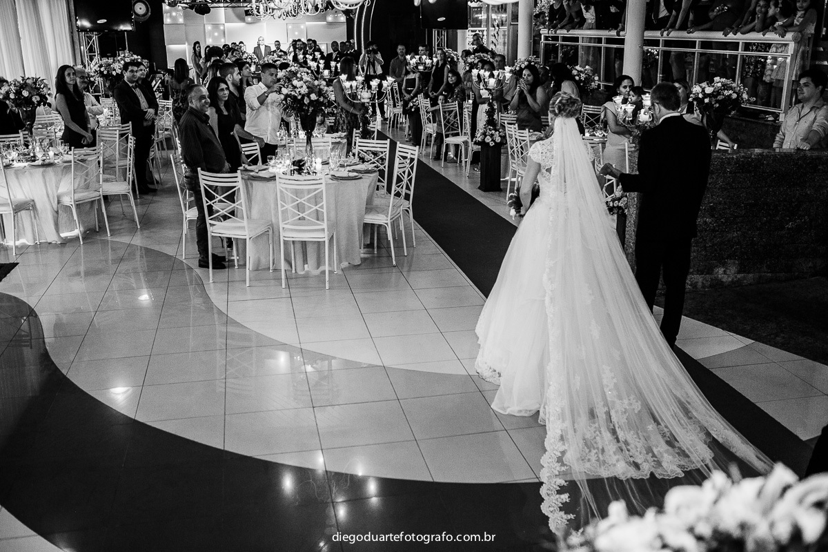 fotografia de casamento rj, fotografo de casamento rj, casa de festa helena moraes, roupa de pagens e daminhas, diego duarte fotografo de casamento rj, blog de noivas, vestido de noiva, cerimonia de casamento, noiva na cerimonia de casamento