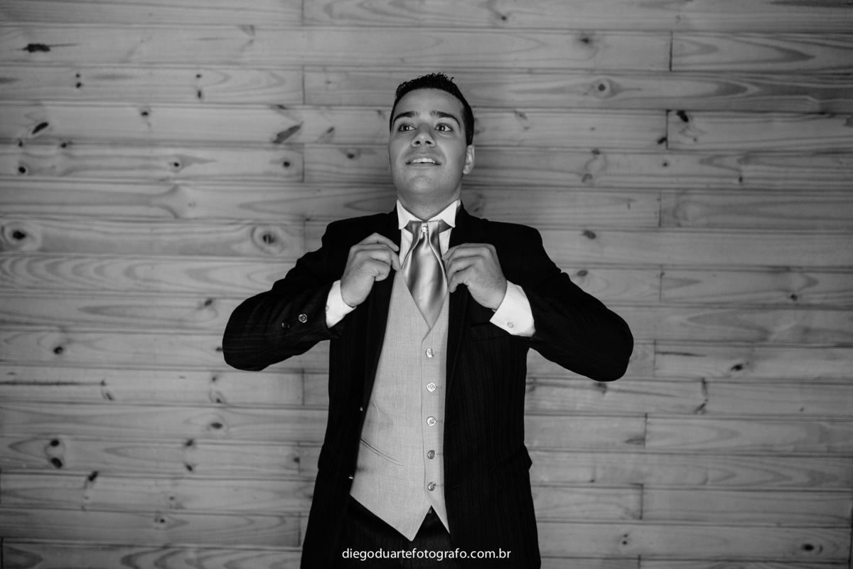 making of da noiva, casando de dia, sitio em campinas, sp, casamento diurno, vestido de noivas sp, maquiagem para noivas, espaco para noivas, atelier da noiva, terno de noivo, noivo se arrumando, 