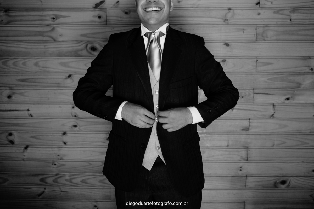 making of da noiva, casando de dia, sitio em campinas, sp, casamento diurno, vestido de noivas sp, maquiagem para noivas, espaco para noivas, atelier da noiva, terno de noivo, noivo se arrumando, 