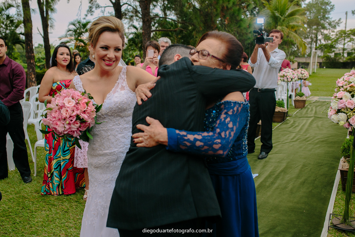 casando no campo, casamento em campinas, sp, casamento diurno sp, sito em campinas,  noivo se encontra com a noiva