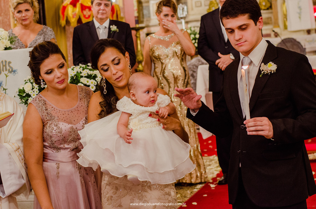 batizado da filha dos noivos junto com casamento, emoção dupla, cerimônia de casamento, igreja evangélica,  casamento na igreja cristã, fotógrafo de casamento RJ, Tijuca, fotógrafo criativo, Rio de janeiro