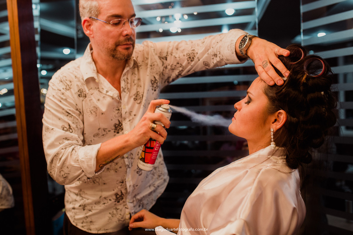 making of da noiva, maquiagem para noiva, salão dos gêmeos, make up, cerimônia de casamento, igreja evangélica,  casamento na igreja cristã, fotógrafo de casamento RJ, Tijuca, fotógrafo criativo, Rio de janeiro