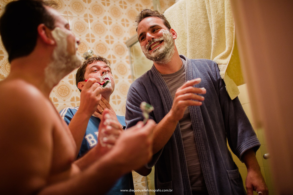 making of do noivo, noivo se arrumando, igreja evangélica,  casamento na igreja cristã, fotógrafo de casamento RJ, Tijuca, fotógrafo criativo, Rio de janeiro