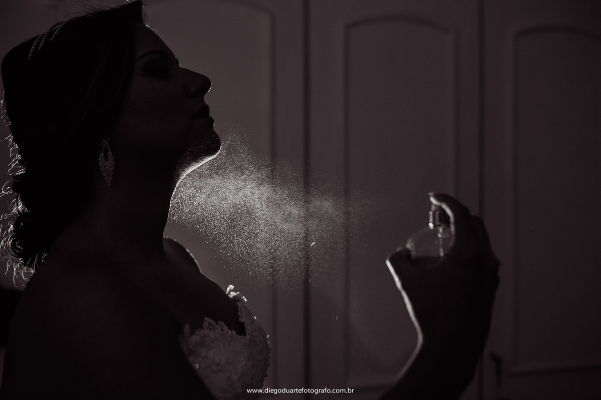 dia da noiva, perfume de noiva, make up, igreja evangélica,  casamento na igreja cristã, fotógrafo de casamento RJ, Tijuca, fotógrafo criativo, Rio de janeiro, noiva linda, 