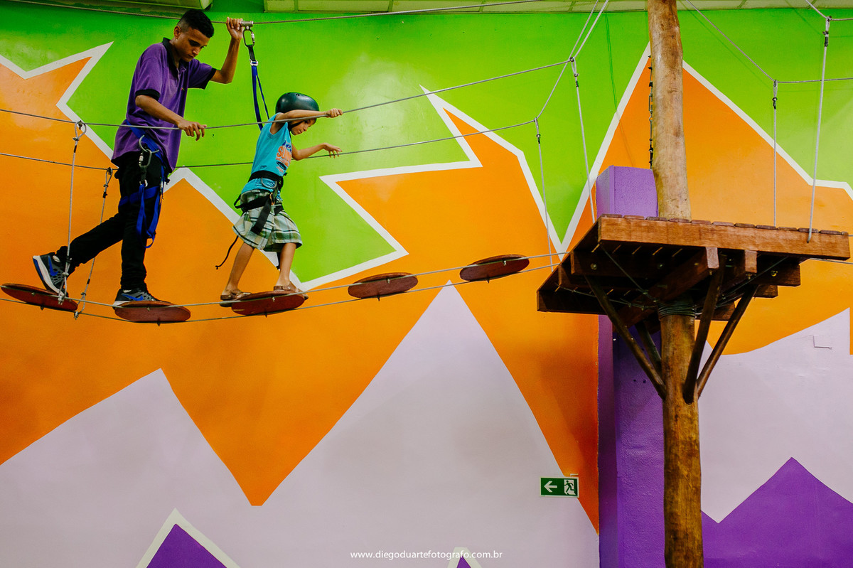roupa da branca de neve, personagem vivo, festa de um ano, decoracao branca de neve, fotografia infantil, branca de neve, fotografo infantil, casa de festa na tiuca, mesa da branca de neve, casa de festa festarte, 