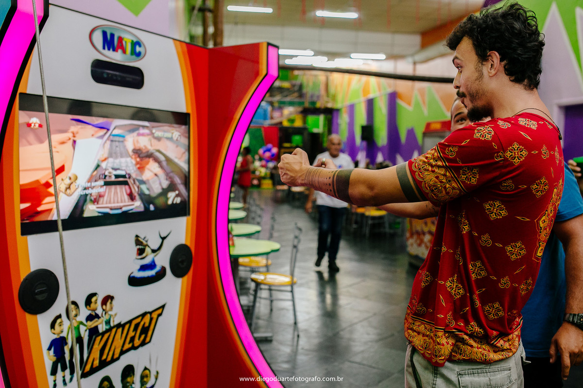 roupa da branca de neve, personagem vivo, festa de um ano, decoracao branca de neve, fotografia infantil, branca de neve, fotografo infantil, casa de festa na tiuca, mesa da branca de neve, casa de festa festarte, 