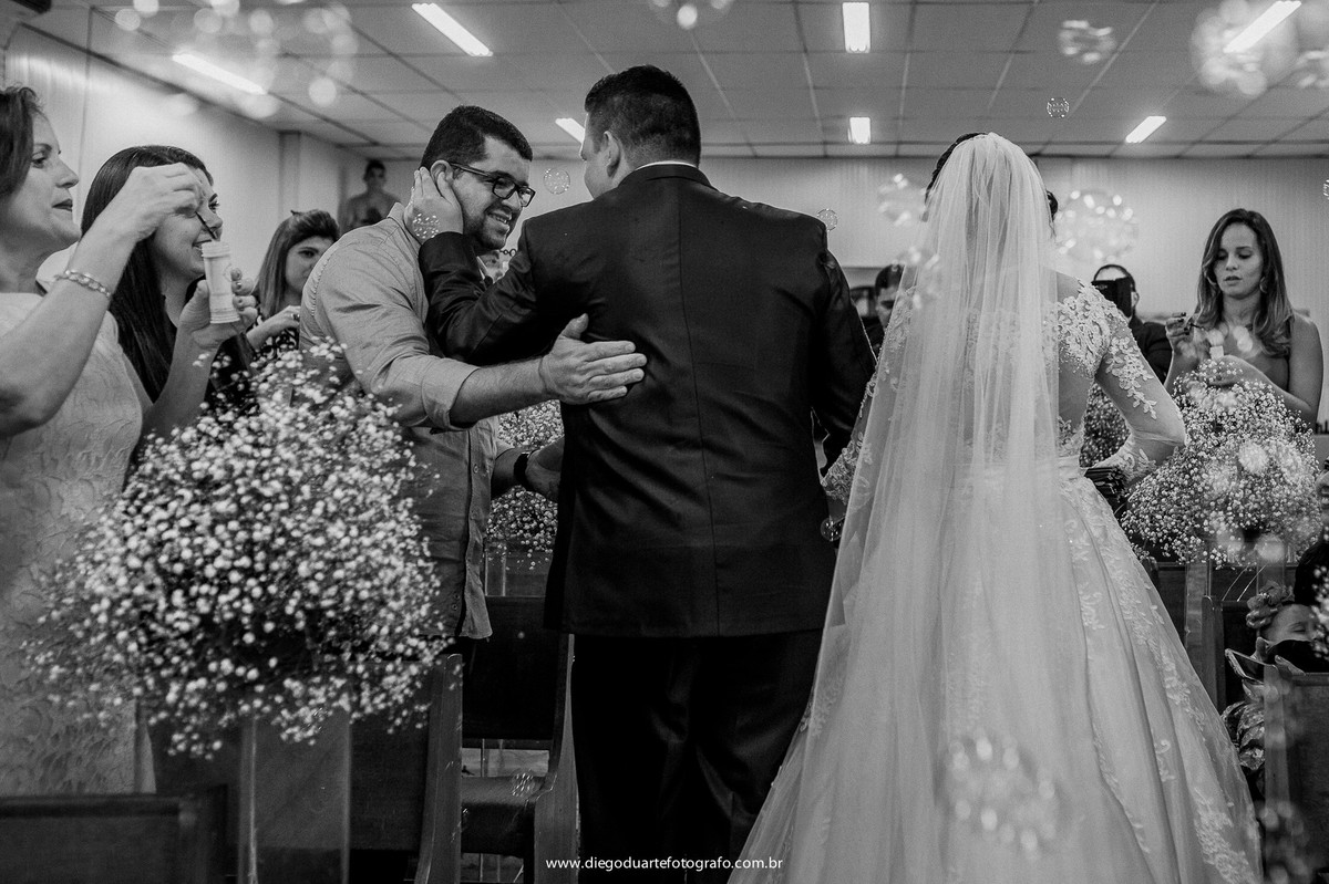 noivos na igreja, igreja evangélica,  casamento na igreja cristã, fotógrafo de casamento RJ, Tijuca, fotógrafo criativo, Rio de janeiro