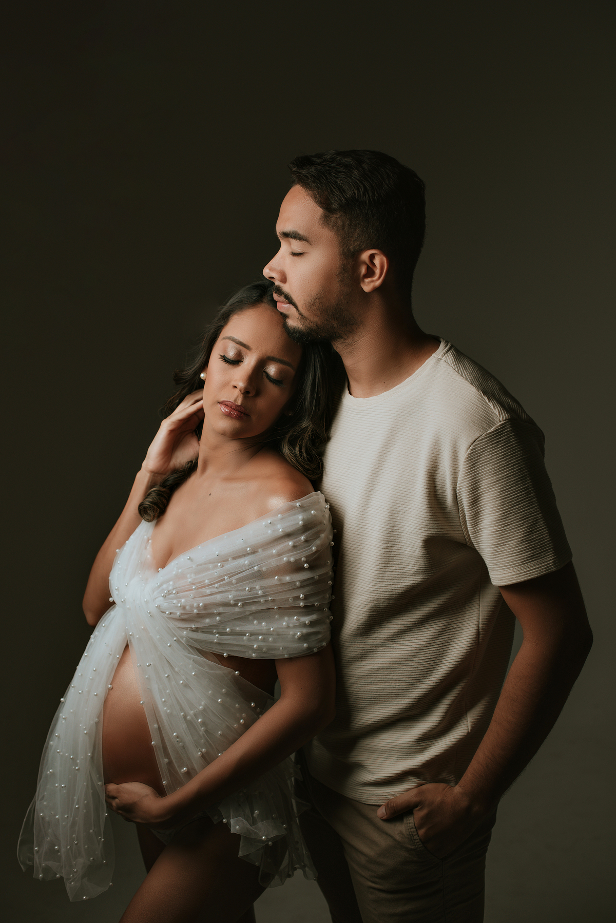 Ensaio gestante casal, estúdio tecido pérola. adriana kleine fotografias Imperatriz MA