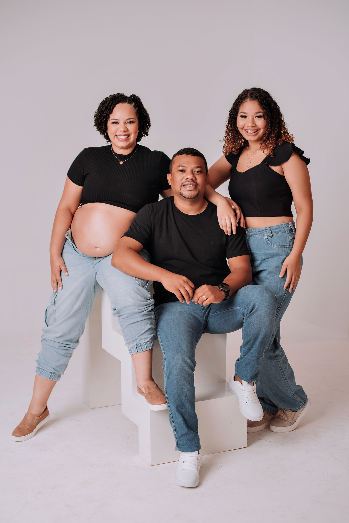 ensaio gestante  com akleine fotografias, fotógrafa em estúdio.