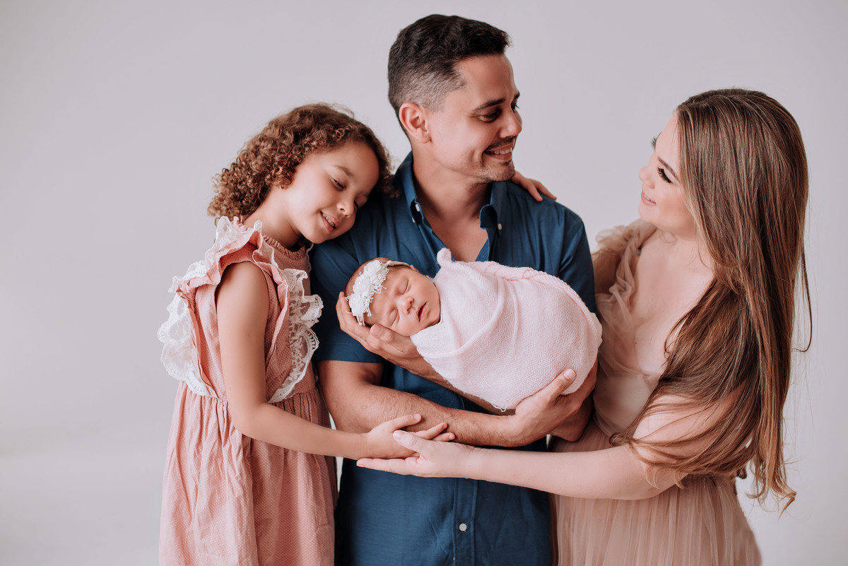 ensaio estúdio life style, sessão newborn família. Akleine fotografias Imperatriz MA