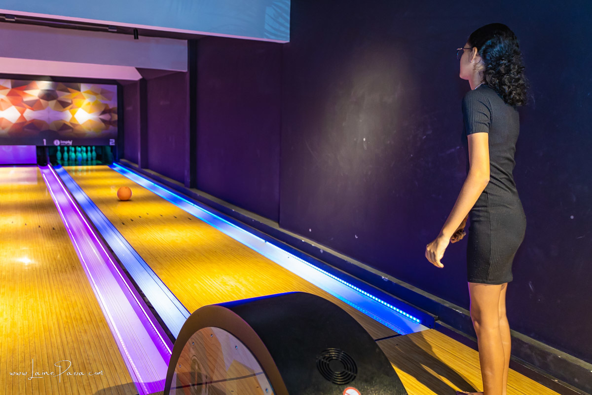 aniversario de 12 anos de menino com amigos em casa de jogo com boliche e sinuca no vem pra mesa gamer center no via direta em natal/rn