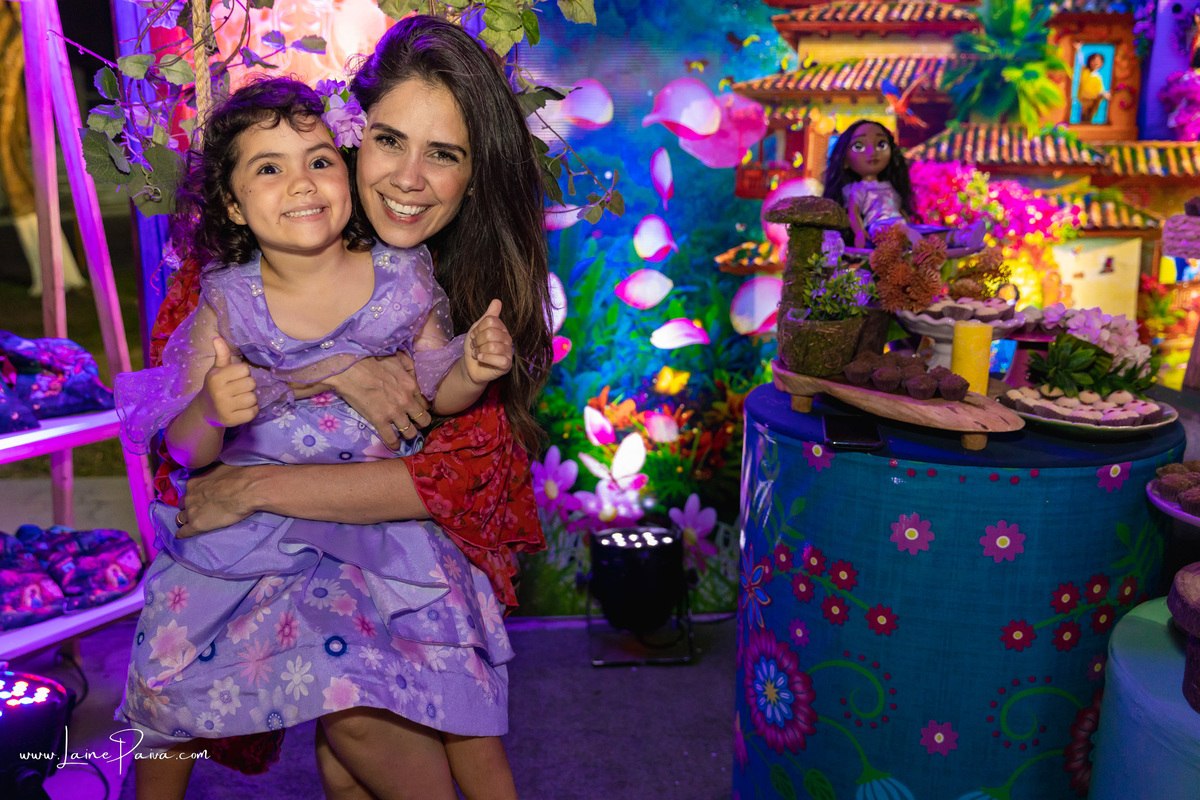 aniversario de 5 anos infantil de menina tema filme da Disney Encanto no condominio green club 3 em parnamirim - natal - fotografo infantil - foto aniversario fotografia em nata decoração