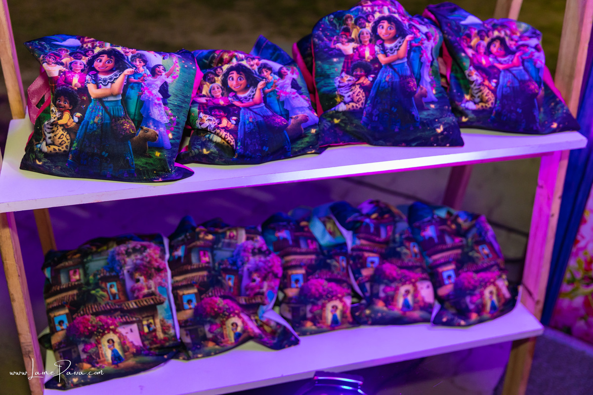 aniversario de 5 anos infantil de menina tema filme da Disney Encanto no condominio green club 3 em parnamirim - natal - fotografo infantil - foto aniversario fotografia em nata decoração