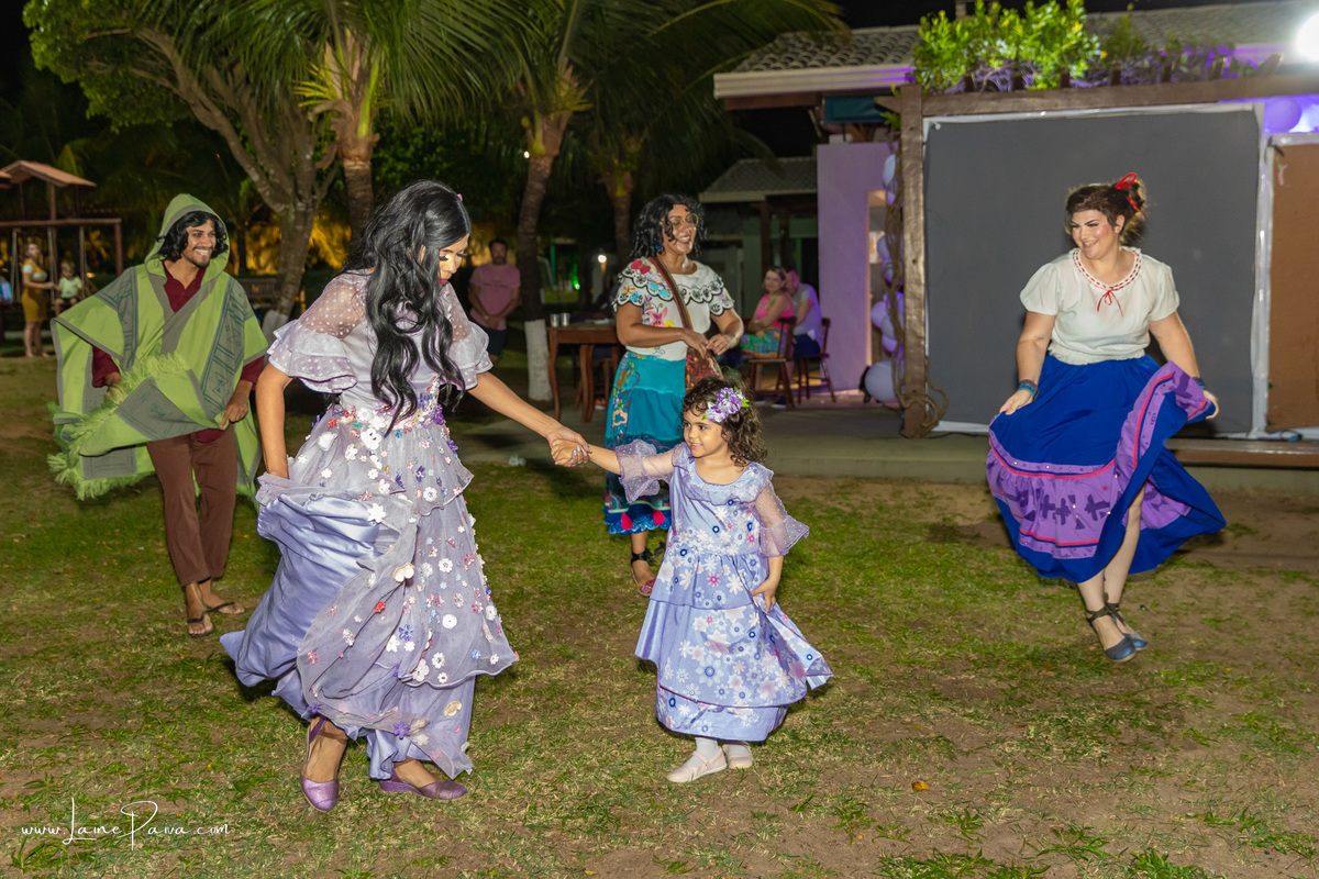 aniversario de 5 anos infantil de menina tema filme da Disney Encanto no condominio green club 3 em parnamirim - natal - fotografo infantil - foto aniversario fotografia em nata decoração