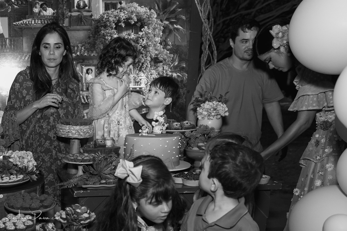 aniversario de 5 anos infantil de menina tema filme da Disney Encanto no condominio green club 3 em parnamirim - natal - fotografo infantil - foto aniversario fotografia em nata decoração