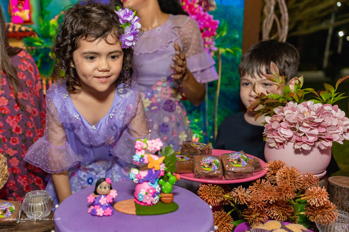 aniversario de 5 anos infantil de menina tema filme da Disney Encanto no condominio green club 3 em parnamirim - natal - fotografo infantil - foto aniversario fotografia em nata decoração
