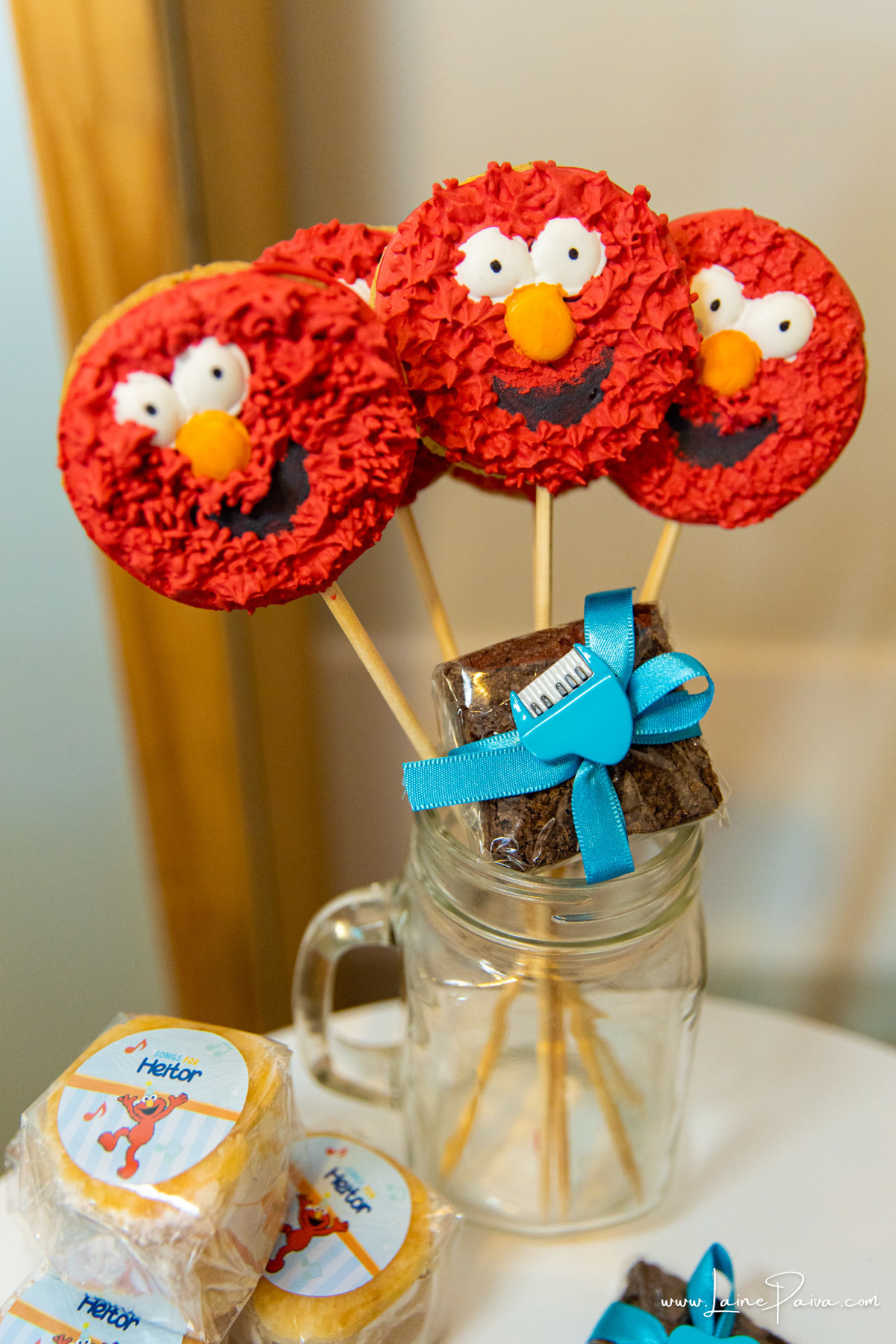 aniversario de 1 ano infantil de menino songs for heitor tema vila sesamo e Mrs. Rachel canal do youtube em casa no condominio lacqua em natal - fotografo infantil - foto aniversario fotografia em natal  decoração