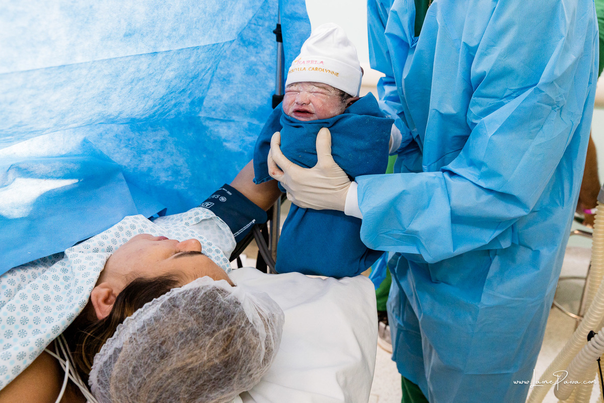 fotografia de parto - hospital rio grande - maternidade delfin - natal rn - parto cesaria - fotografo de parto - familia - nascimento - fotografo em natal - fotografo de familia - parto normal - medico - obstetra - parto natural - unimed - mae