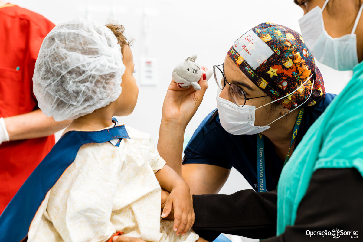 Operação Sorriso Brasil, MIssão Porto Velho, Operation Smile, Azul linhas aereas, Rondônia, Lábio leporino, fenda palatina, Johnson & Johnson, triagem, cirurgias, crianças, 
