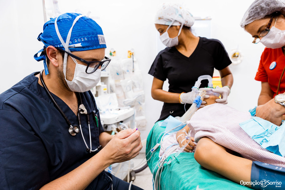 Operação Sorriso Brasil, MIssão Porto Velho, Operation Smile, Azul linhas aereas, Rondônia, Lábio leporino, fenda palatina, Johnson & Johnson, triagem, cirurgias, crianças, 
