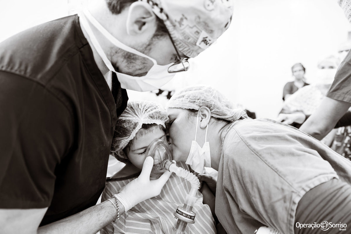 Operação Sorriso Brasil, MIssão Porto Velho, Operation Smile, Azul linhas aereas, Rondônia, Lábio leporino, fenda palatina, Johnson & Johnson, triagem, cirurgias, crianças, 